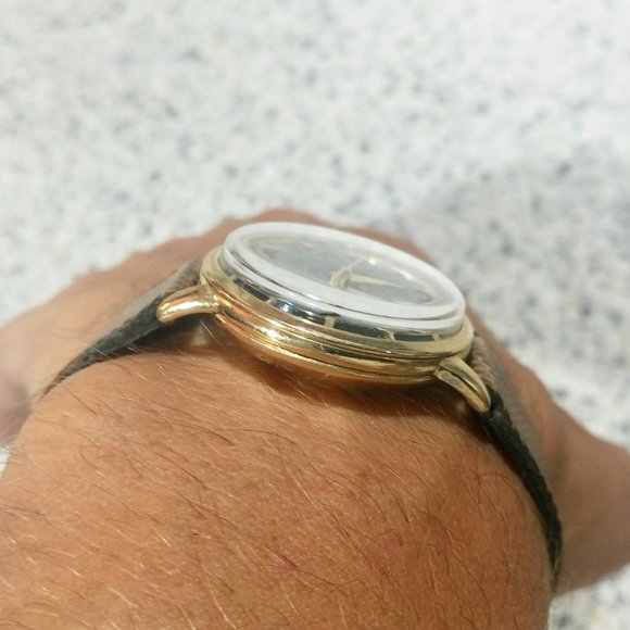 RARE 50's Omega Bumper Automatic 14K Gold Watch - Picture 2 of 8